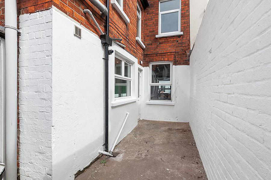 77 Richardson Street