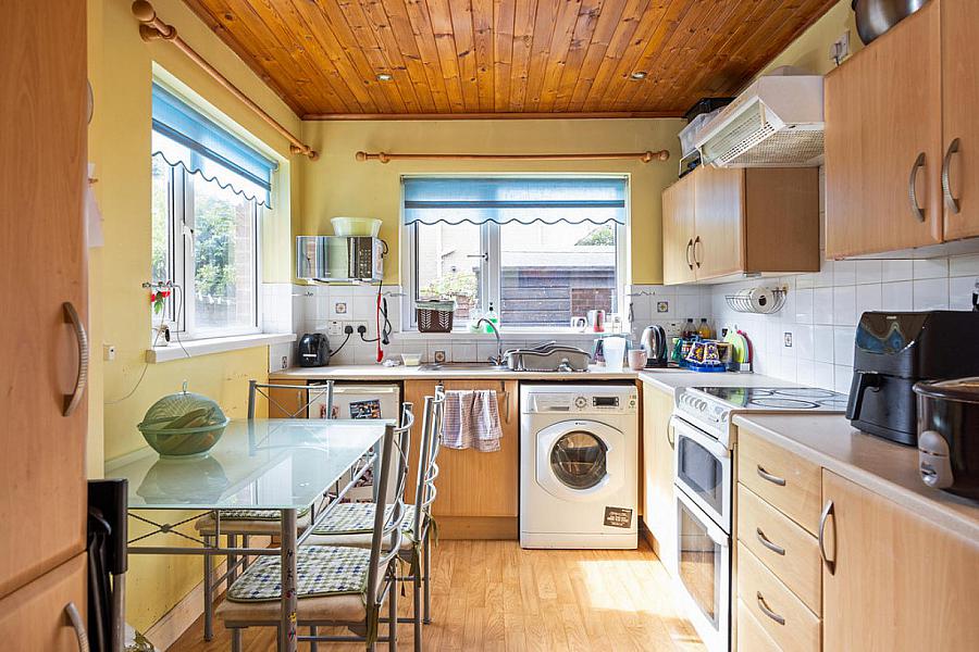 16 Knocknagoney Road