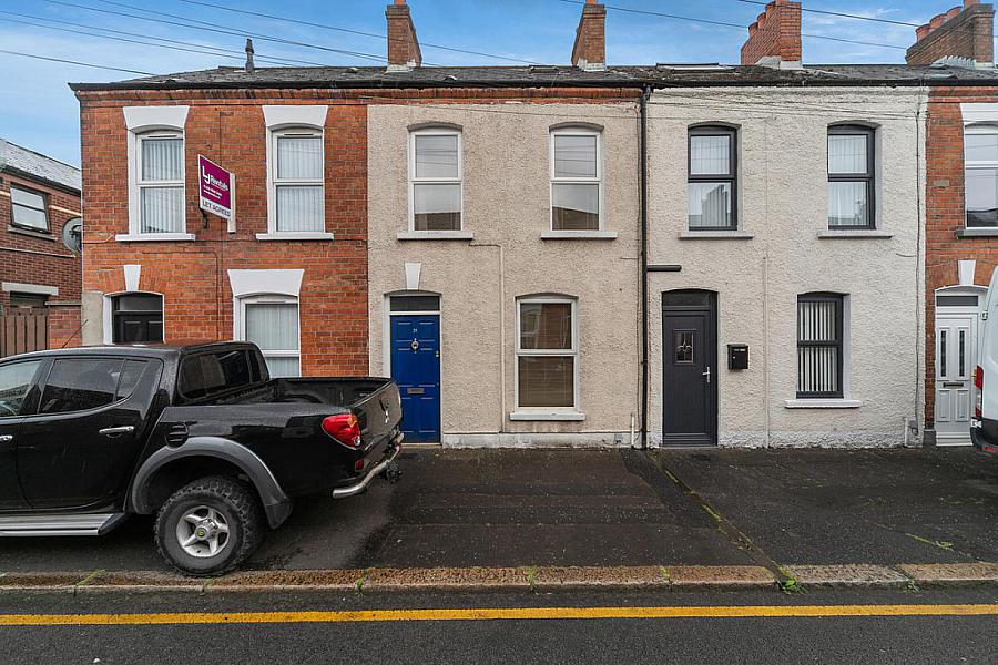 21 Ravenscroft Street