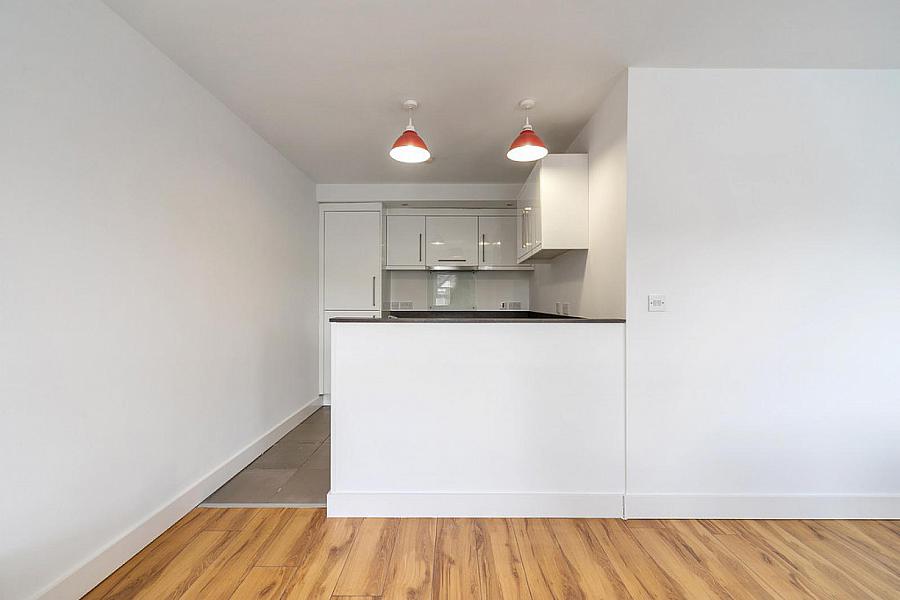 Apt 1 Richmond Hall