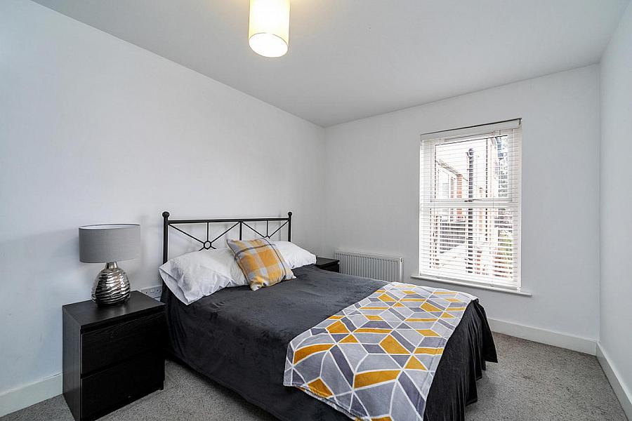 Apt 1 Richmond Hall