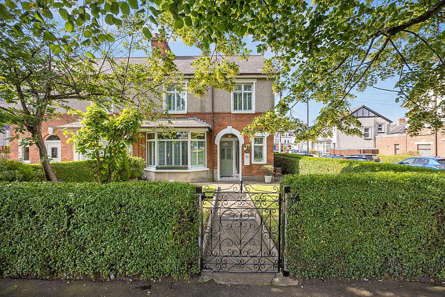 183 Upper Newtownards Road,belfast, BT4 3JB