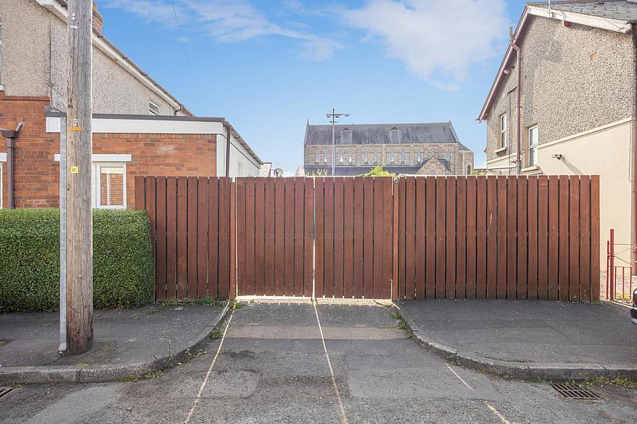 183 Upper Newtownards Road
