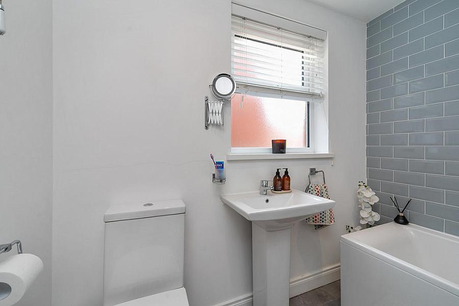 25 Cheviot Avenue