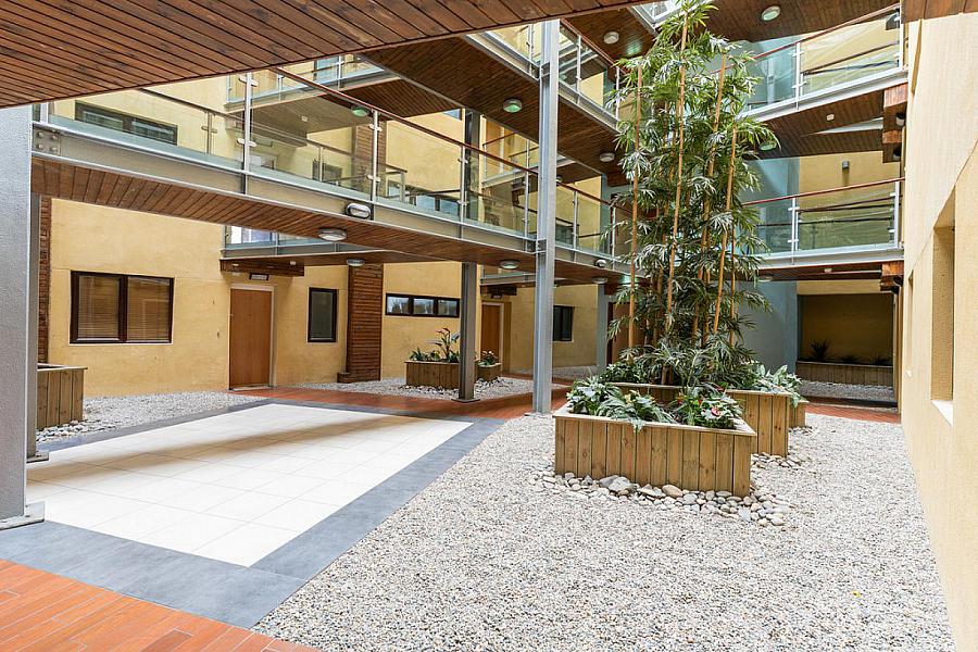 Apartment 5 Winter Gardens