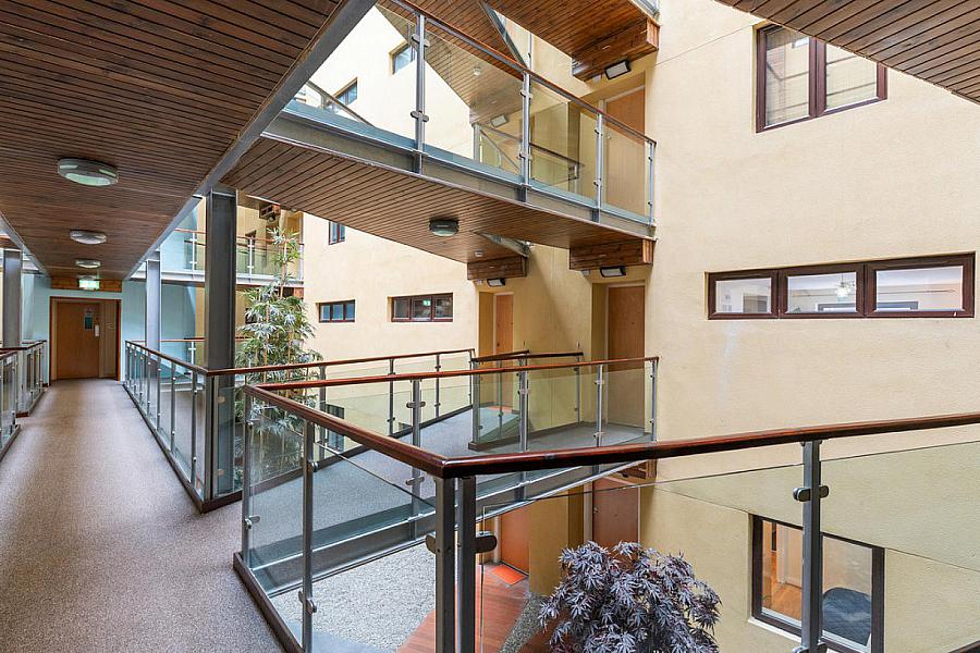 Apartment 5 Winter Gardens