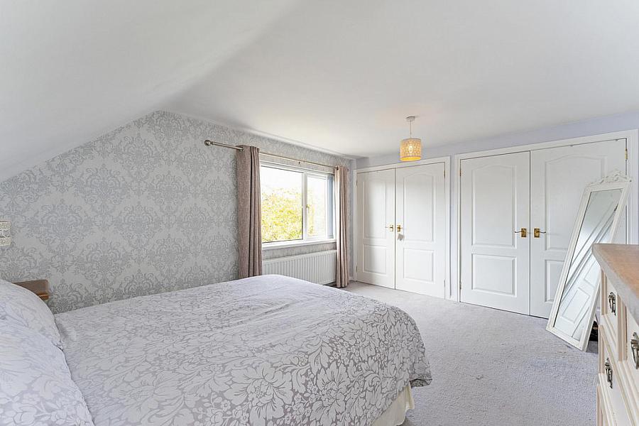 52 Dunlady Manor