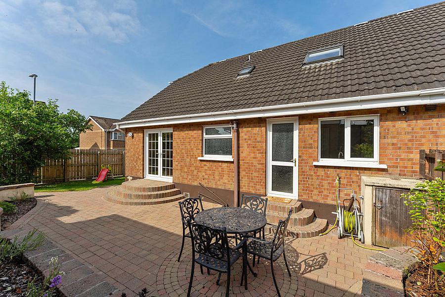 52 Dunlady Manor