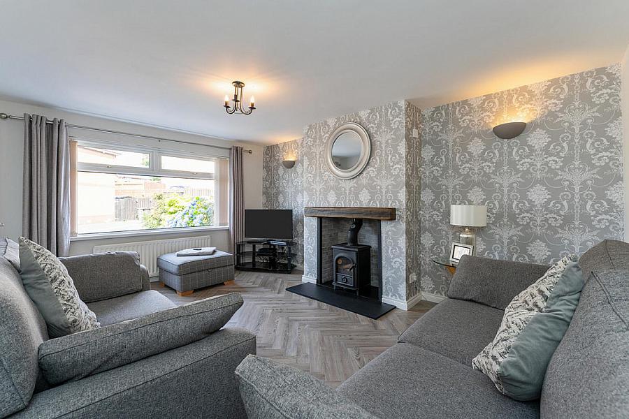 52 Dunlady Manor