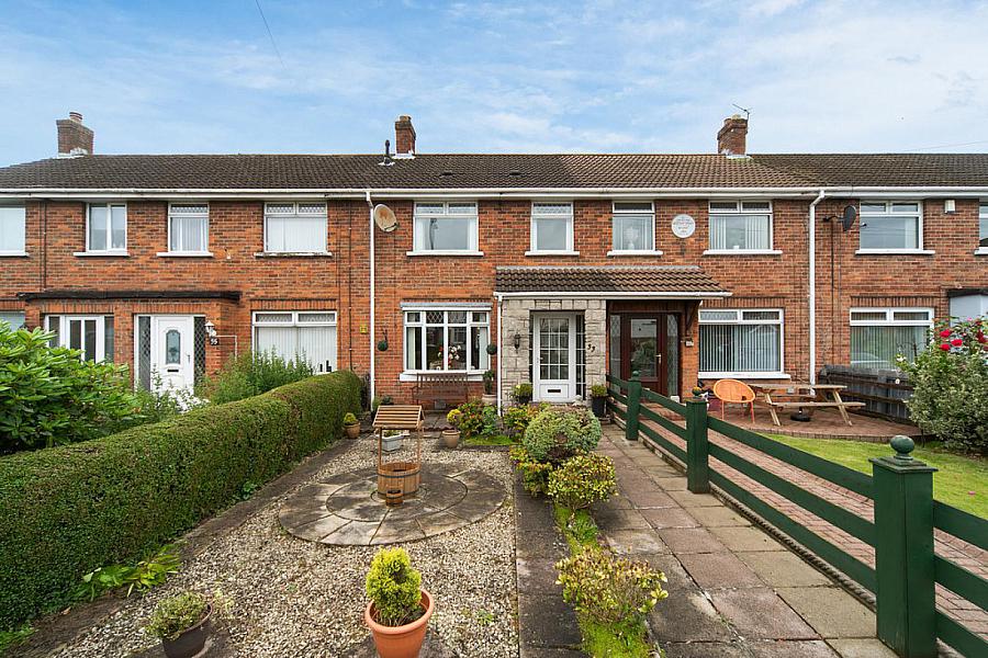 33 Larkfield Road