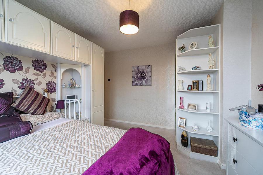33 Larkfield Road
