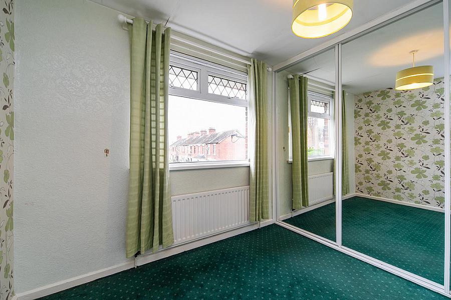 33 Larkfield Road