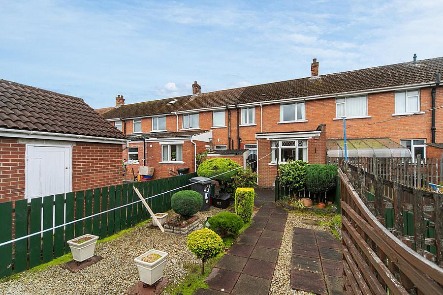 33 Larkfield Road