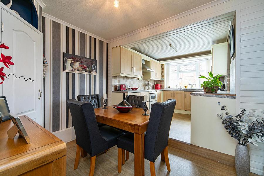 33 Larkfield Road