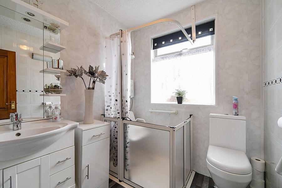 33 Larkfield Road