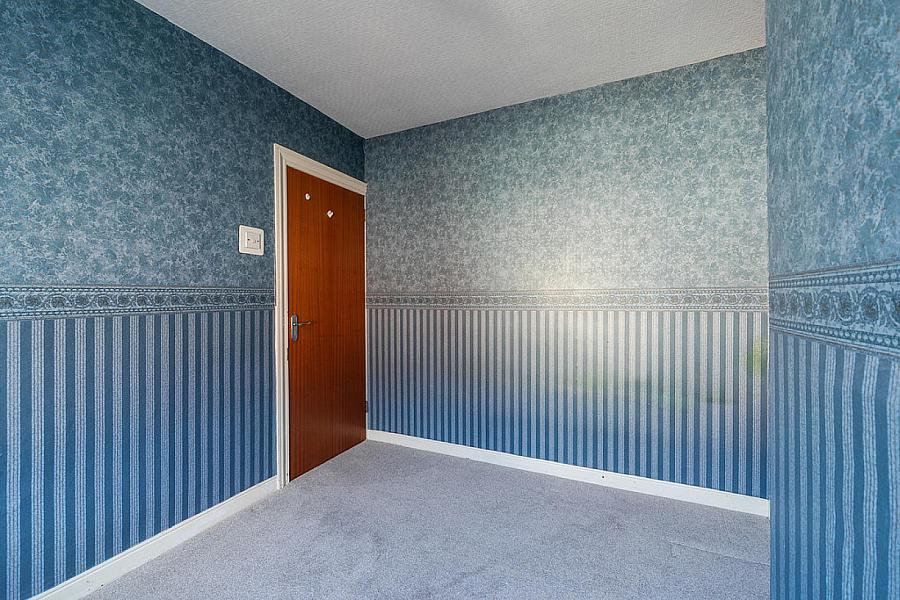 2 Clarendon Avenue