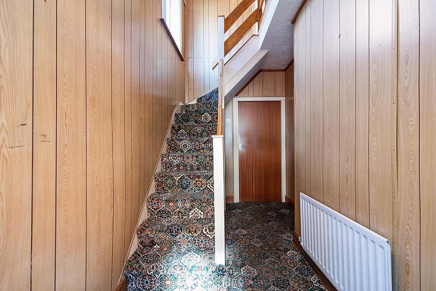 2 Clarendon Avenue