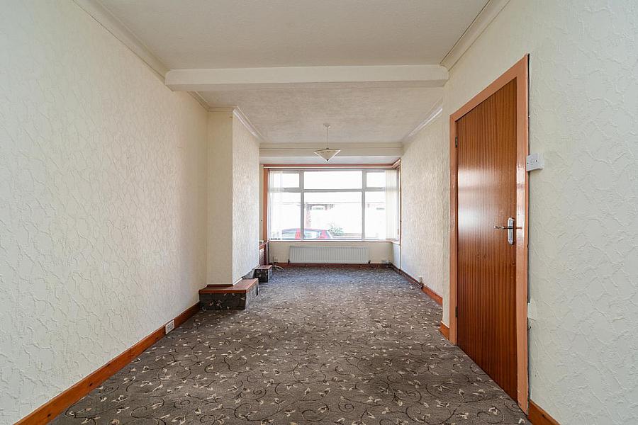 2 Clarendon Avenue
