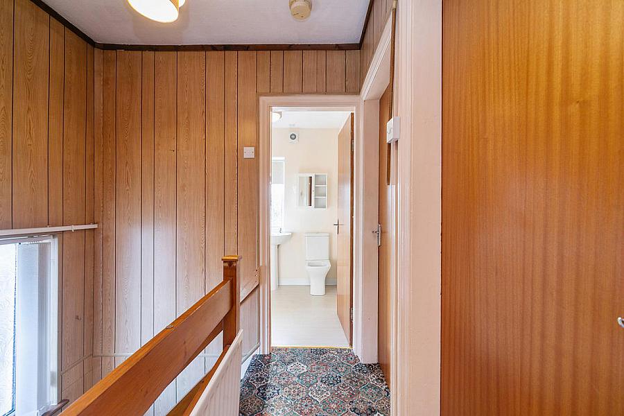 2 Clarendon Avenue