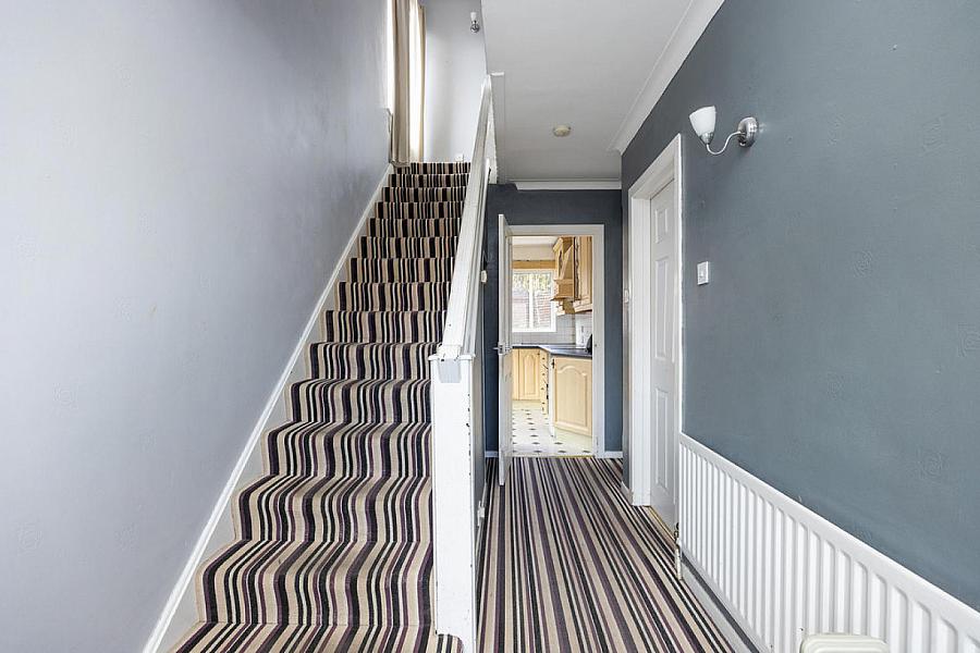 10 Orangefield Grove