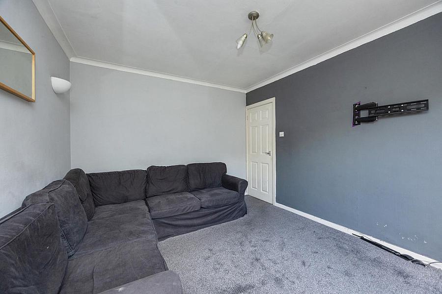 10 Orangefield Grove