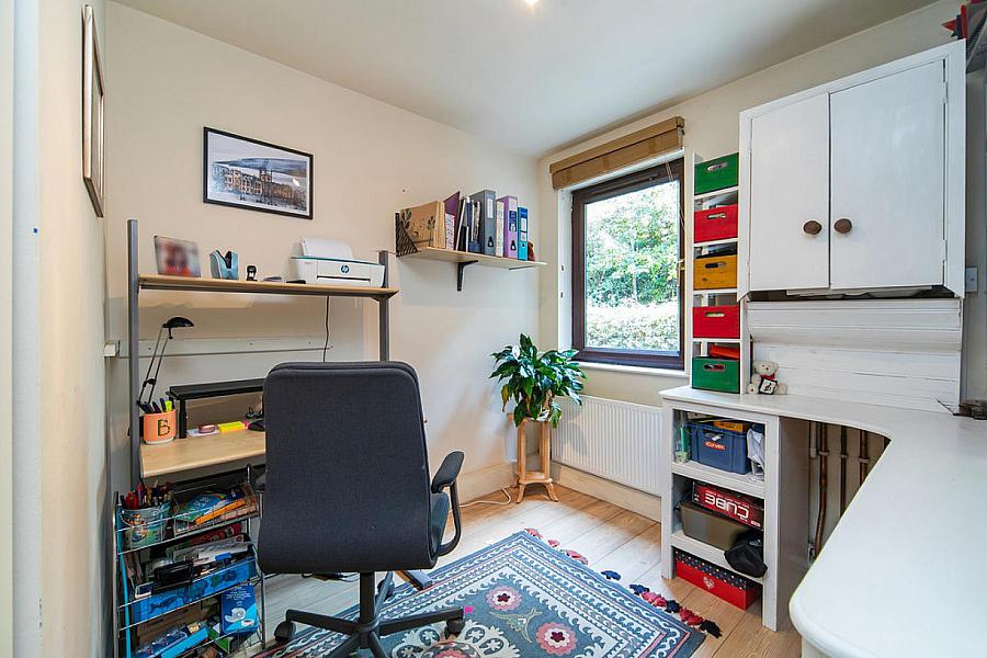 4 Ravenhill Reach