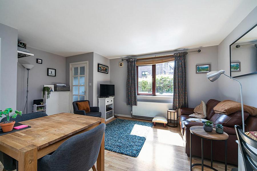 4 Ravenhill Reach