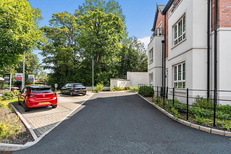 3 Ebrington Hall