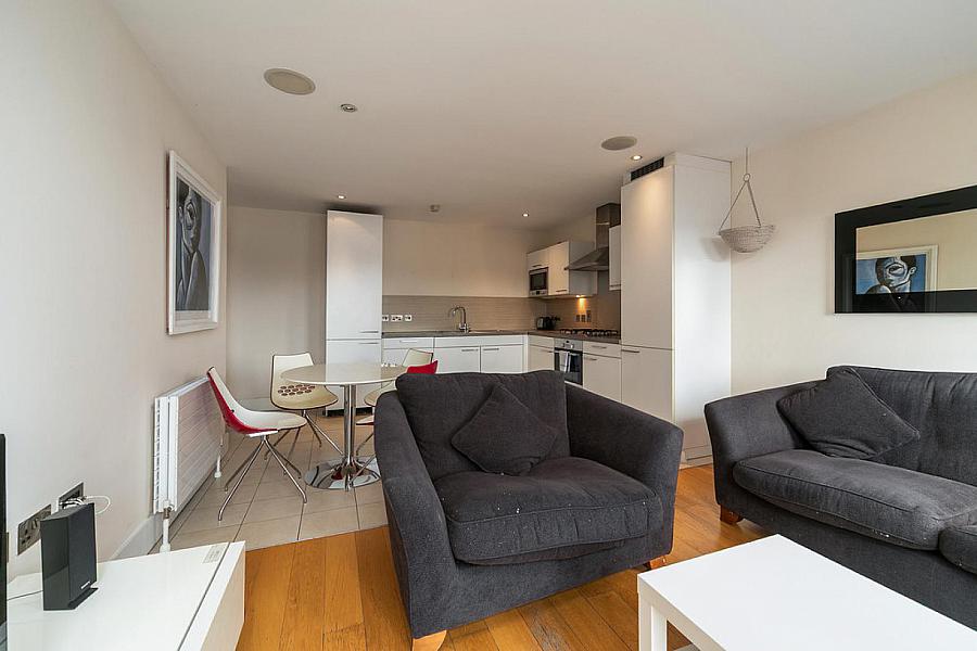 32 Custom House Residence