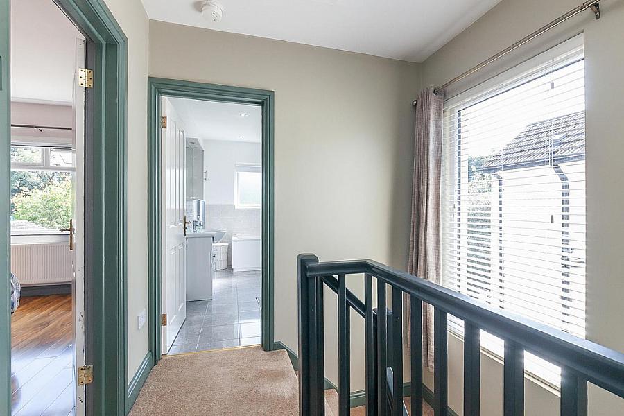 33 Kingsway Park