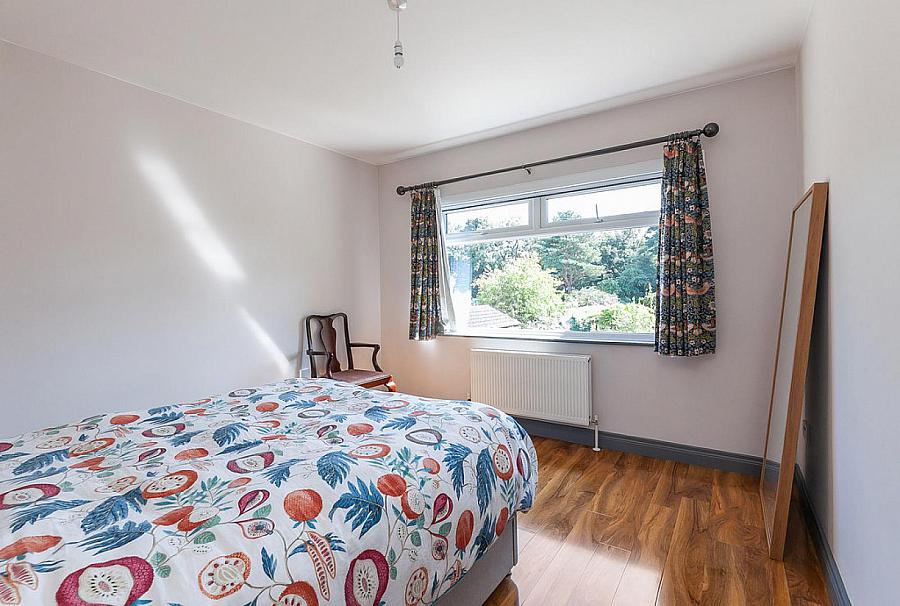 33 Kingsway Park