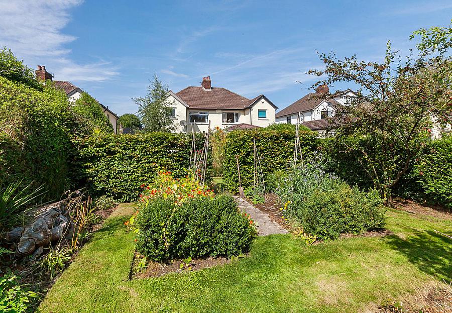 33 Kingsway Park
