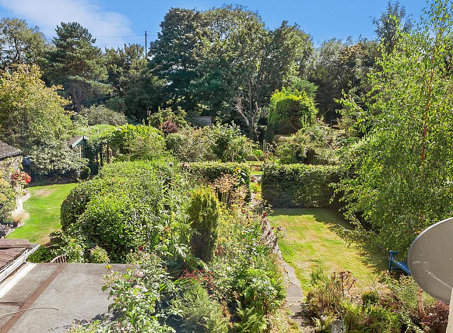 33 Kingsway Park