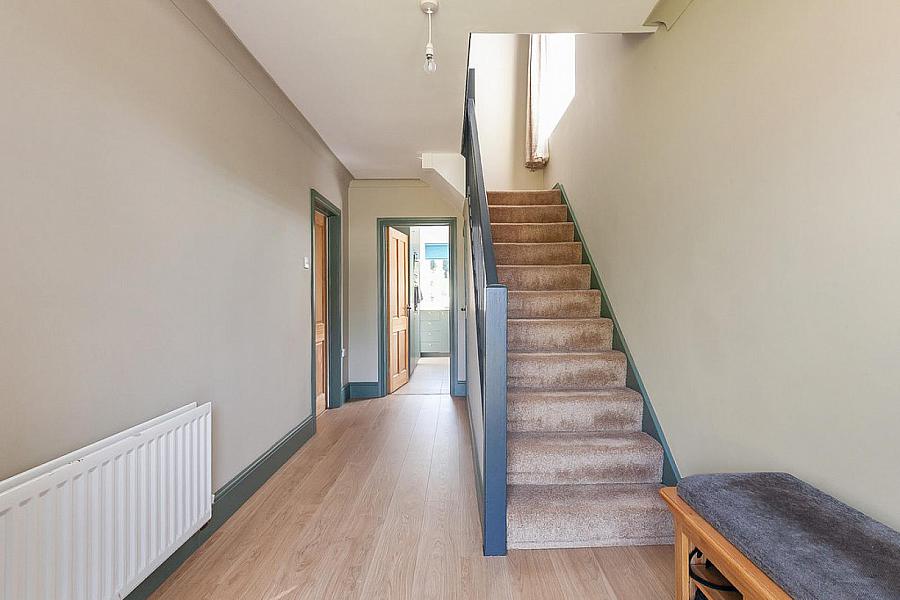 33 Kingsway Park