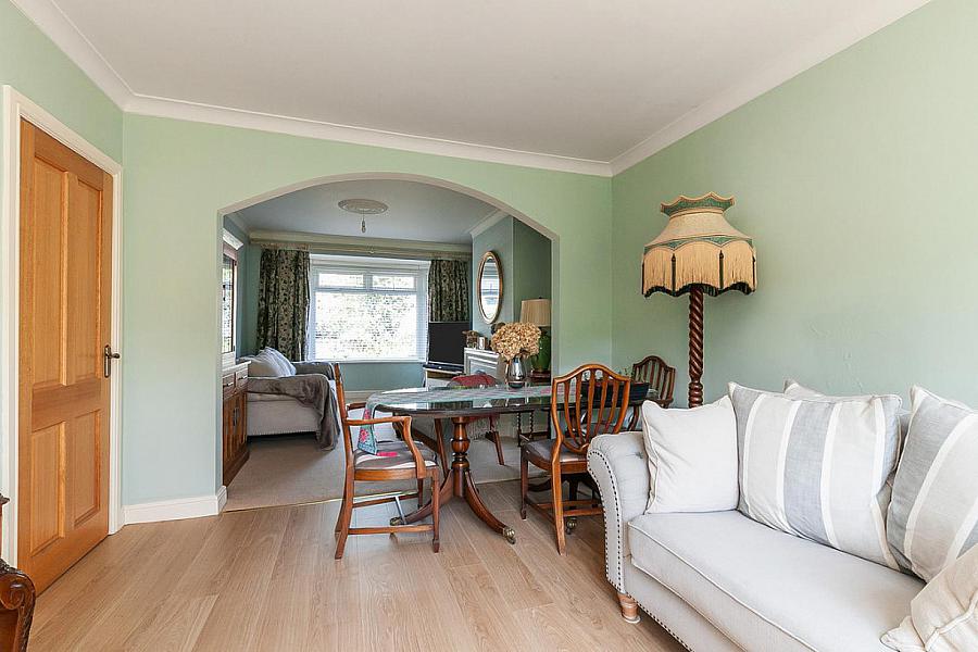 33 Kingsway Park