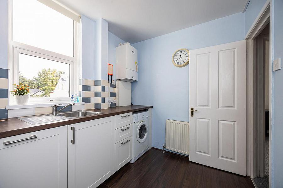 Apartment 4, 1 Sandown Park