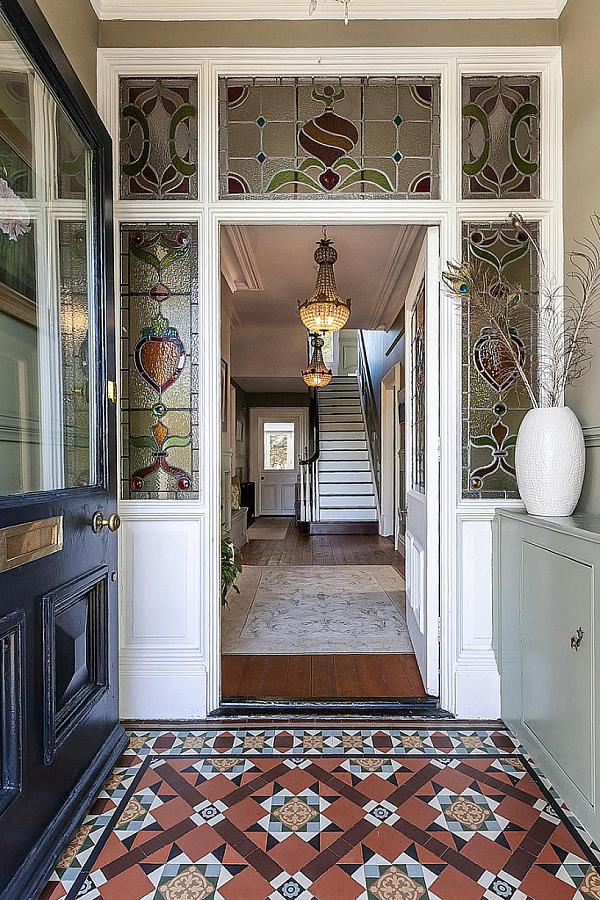 Kensington House, 2 Kensington Park