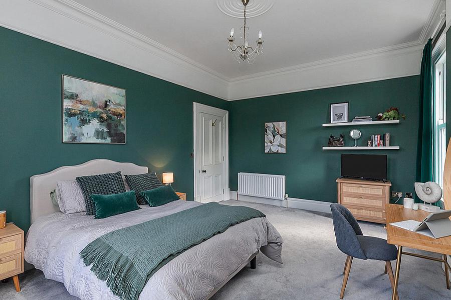 Kensington House, 2 Kensington Park