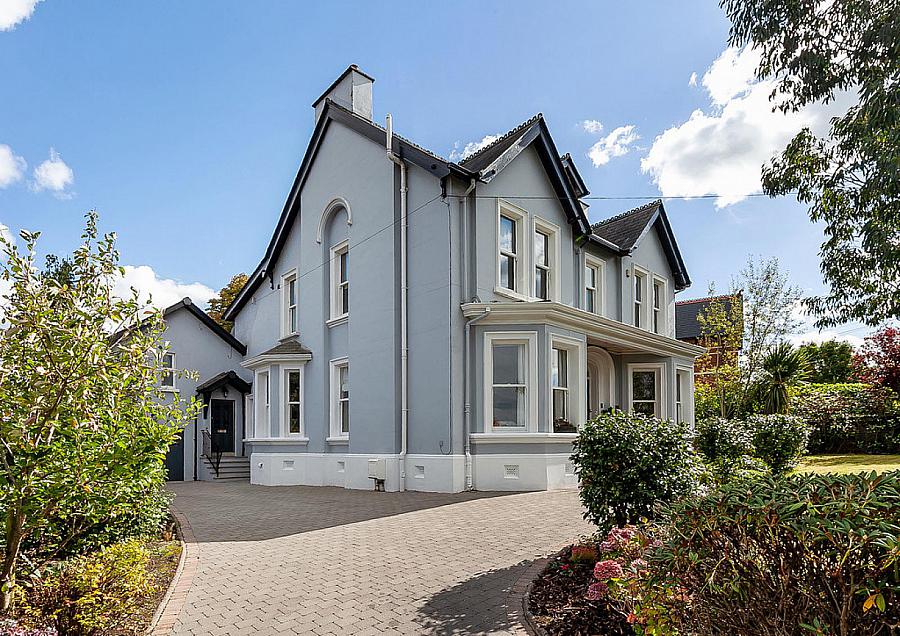 Kensington House, 2 Kensington Park