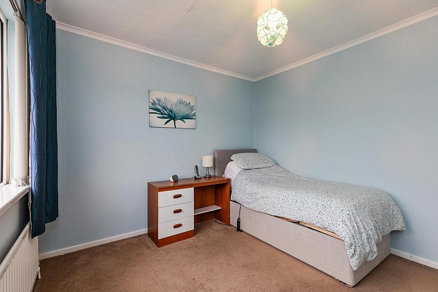 26 Stirling Road 26 Stirling Road