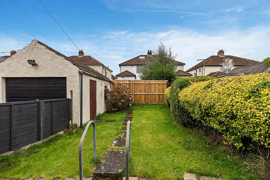 26 Stirling Road