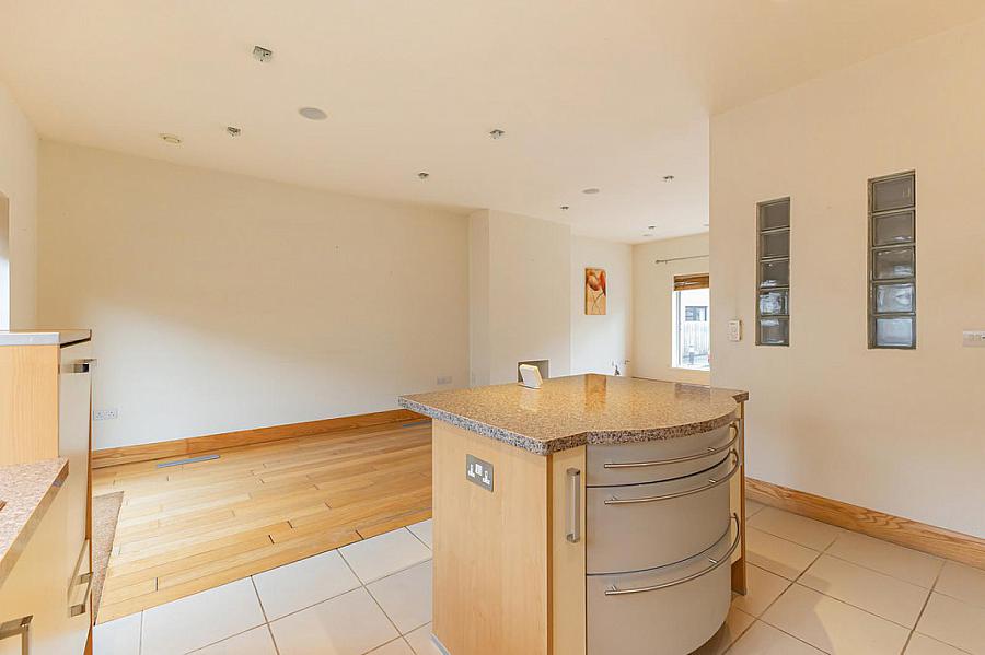 5 The Cottages