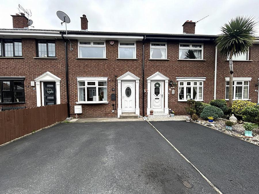 12 Wellwood Close