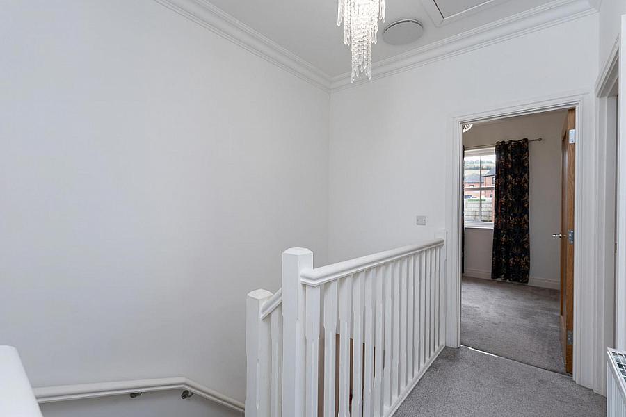 12 Castlegowan Crescent