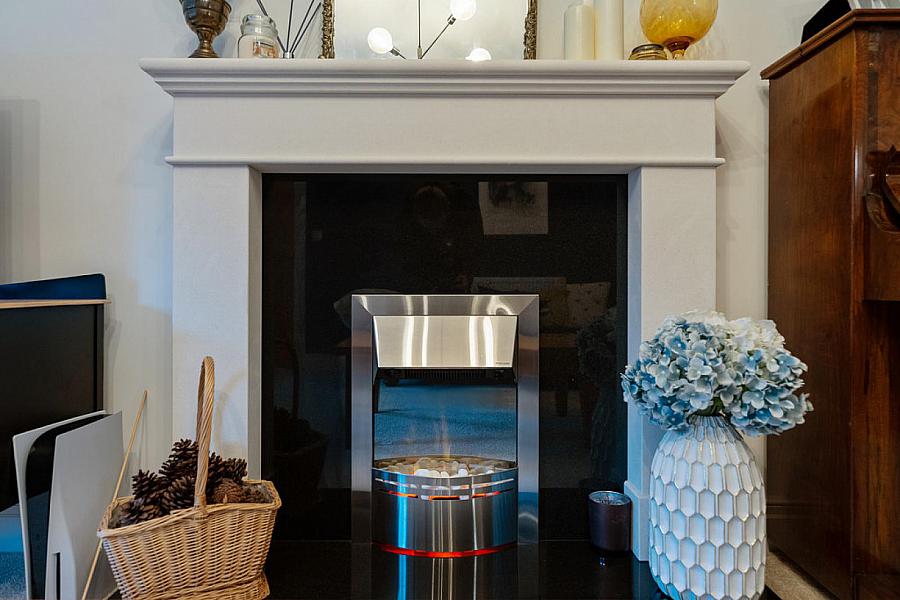 12 Castlegowan Crescent