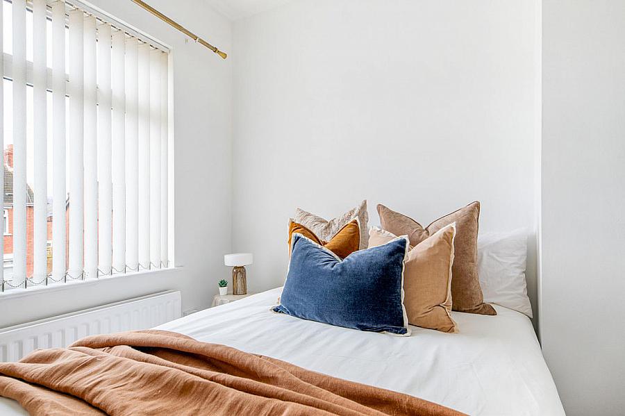 35 Connsbrook Avenue