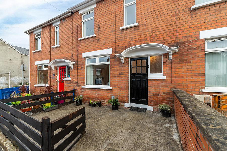 35 Connsbrook Avenue