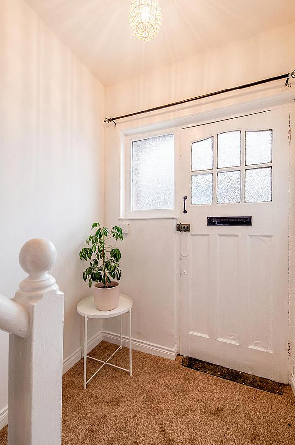 35 Connsbrook Avenue