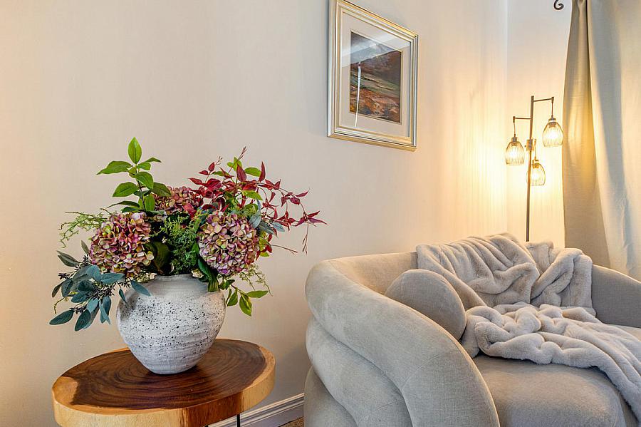 35 Connsbrook Avenue