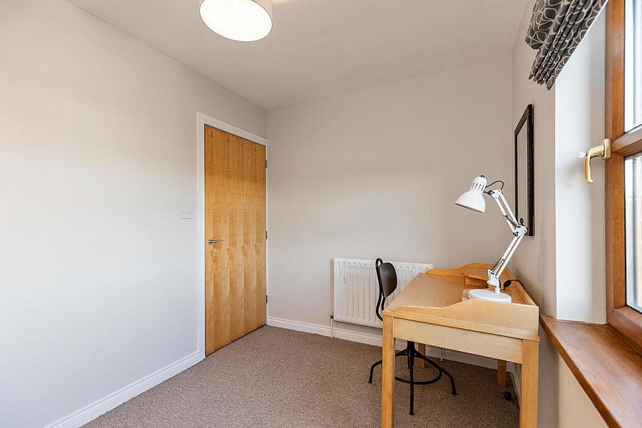 Apt C Loughside Court, 12A Kinnegar Avenue